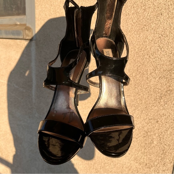 STEVE MADDEN Black High Heels - Picture 3 of 16